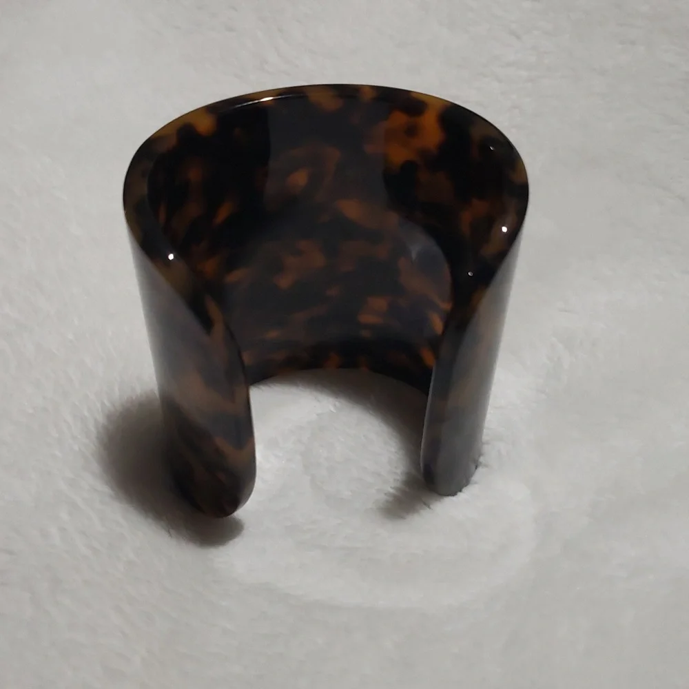 Michael Kors‎ Tortoise Shell Cuff Bracelet NWOT